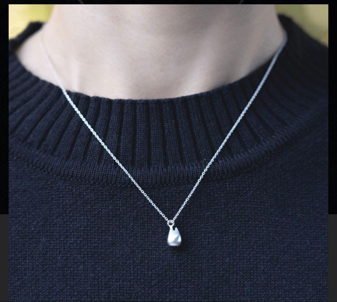 ジブリ美術館限定 オリジナル トトロ ネックレス(三つ葉) - メルカリ