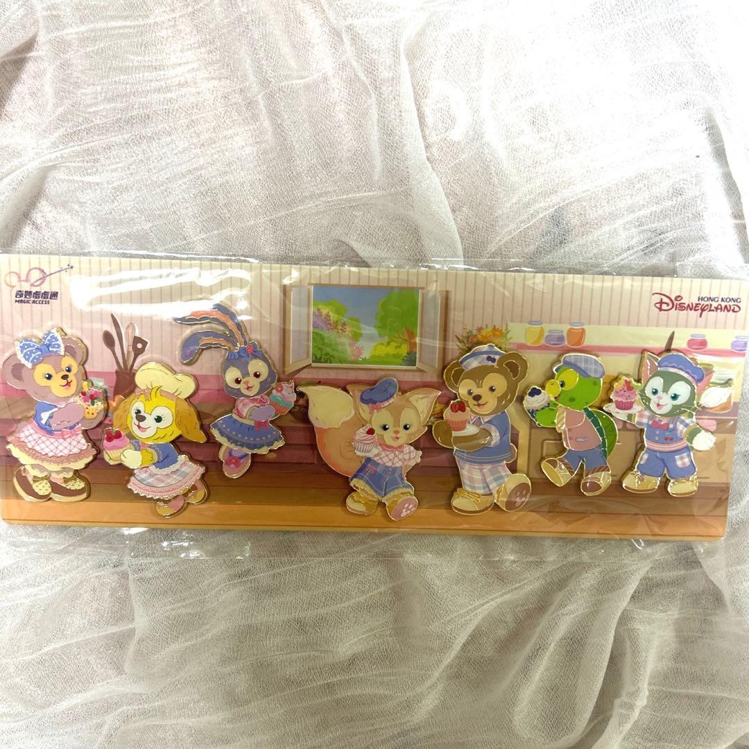 香港ディズニーランド年間パス春限定特典 ダッフィーフレンズ ピンバッジ