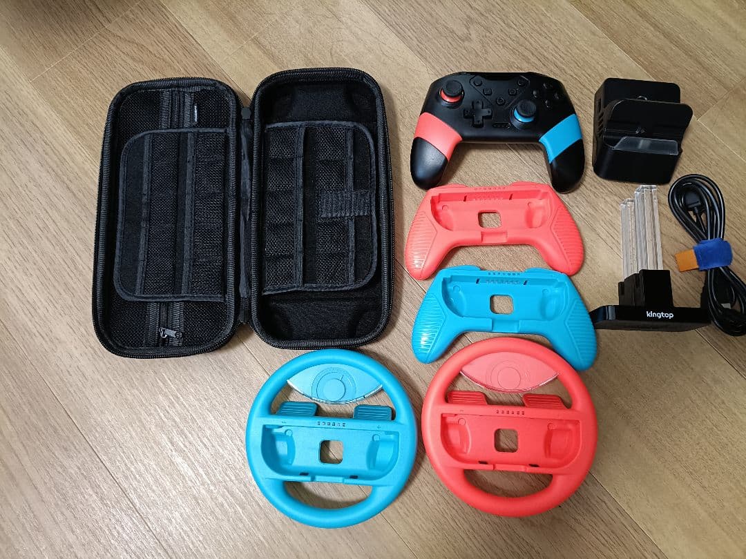 Nintendo Switch ネオンブルー・ネオンレッド 本体（周辺機器付き）