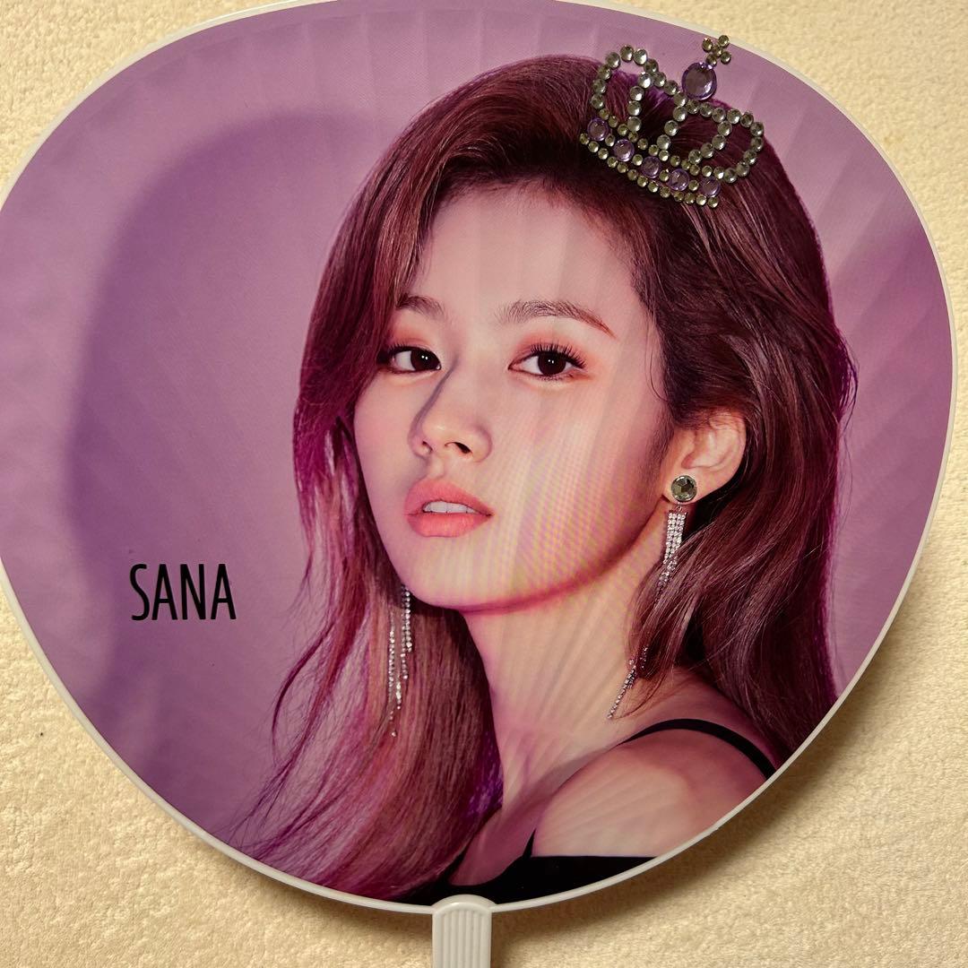 TWICEサナ うちわ まとめ売り - メルカリ TWICE サナ うちわ まとめ売り