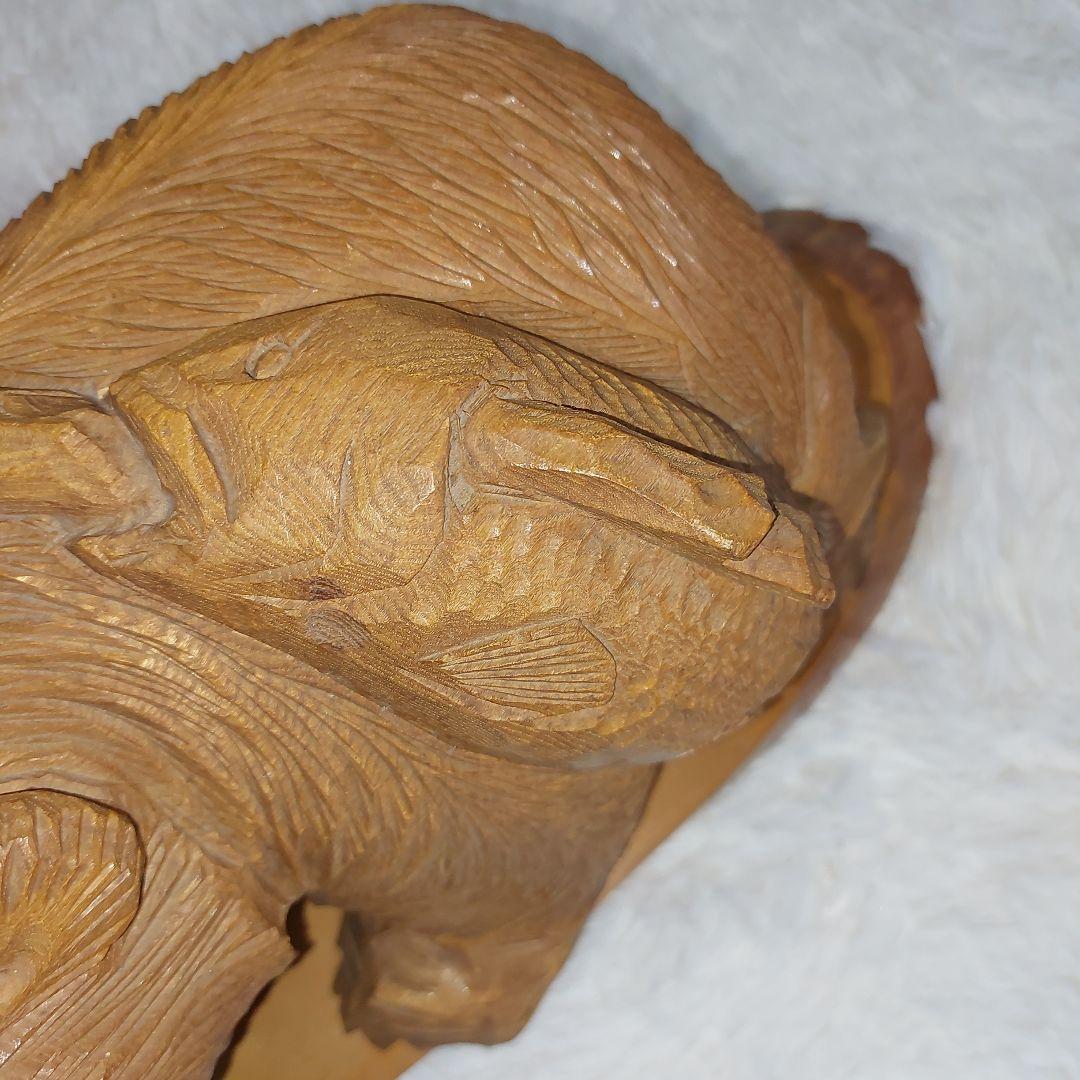 希少】70年代 鮭背負い熊 釣竿くわえ 木彫りの熊 一刀彫 アイヌ民芸