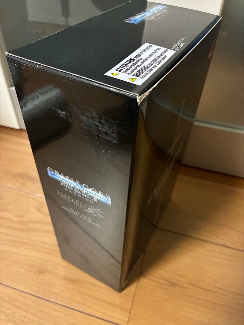 【未開封】ファイナルファンタジー　クライシスコア　プレイアーツ改　ザックス　FF