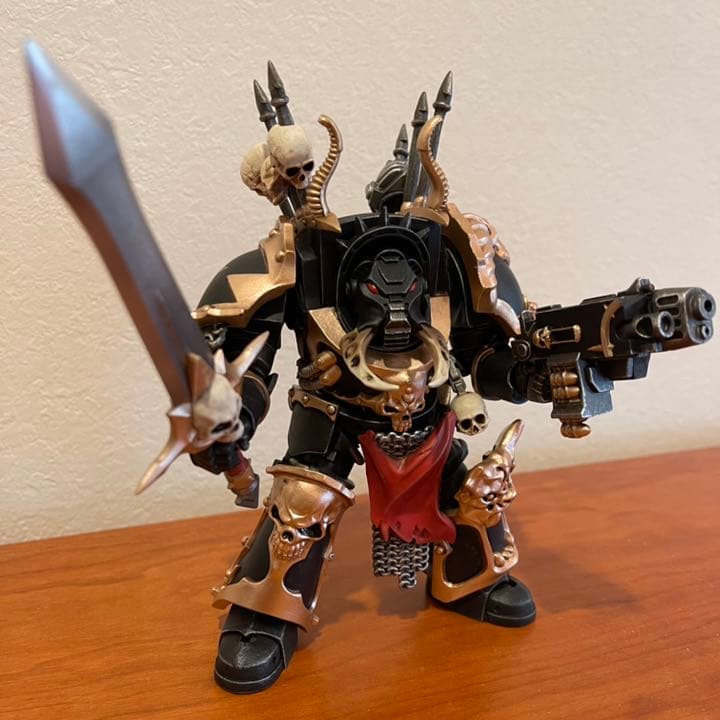 ジョイトイ × ウォーハンマー ブラックレギオン ケイオス