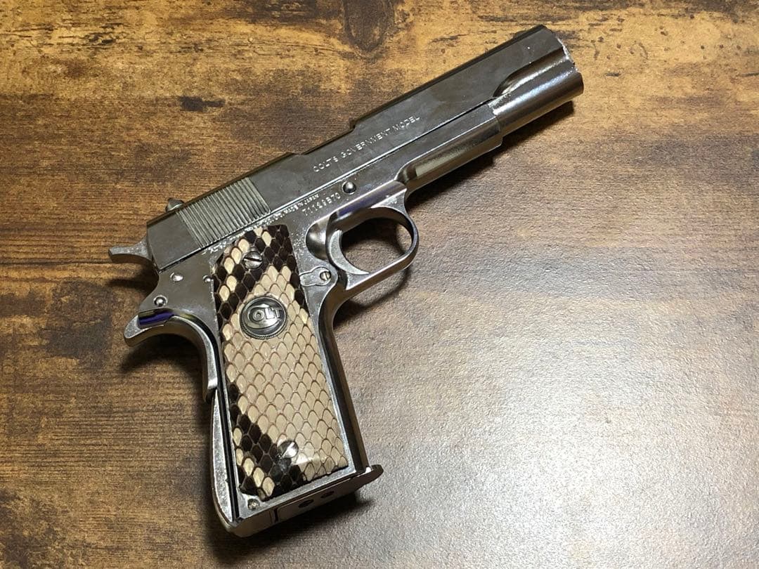 right ガバメント用メタルグリップ　スネークスキン　アンティークコンチョ