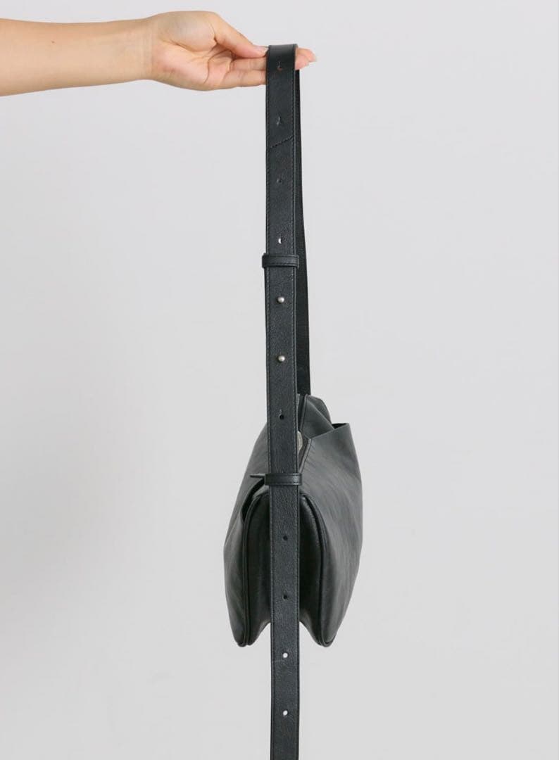 ear papillonner ミニスワローマチショルダーバッグ