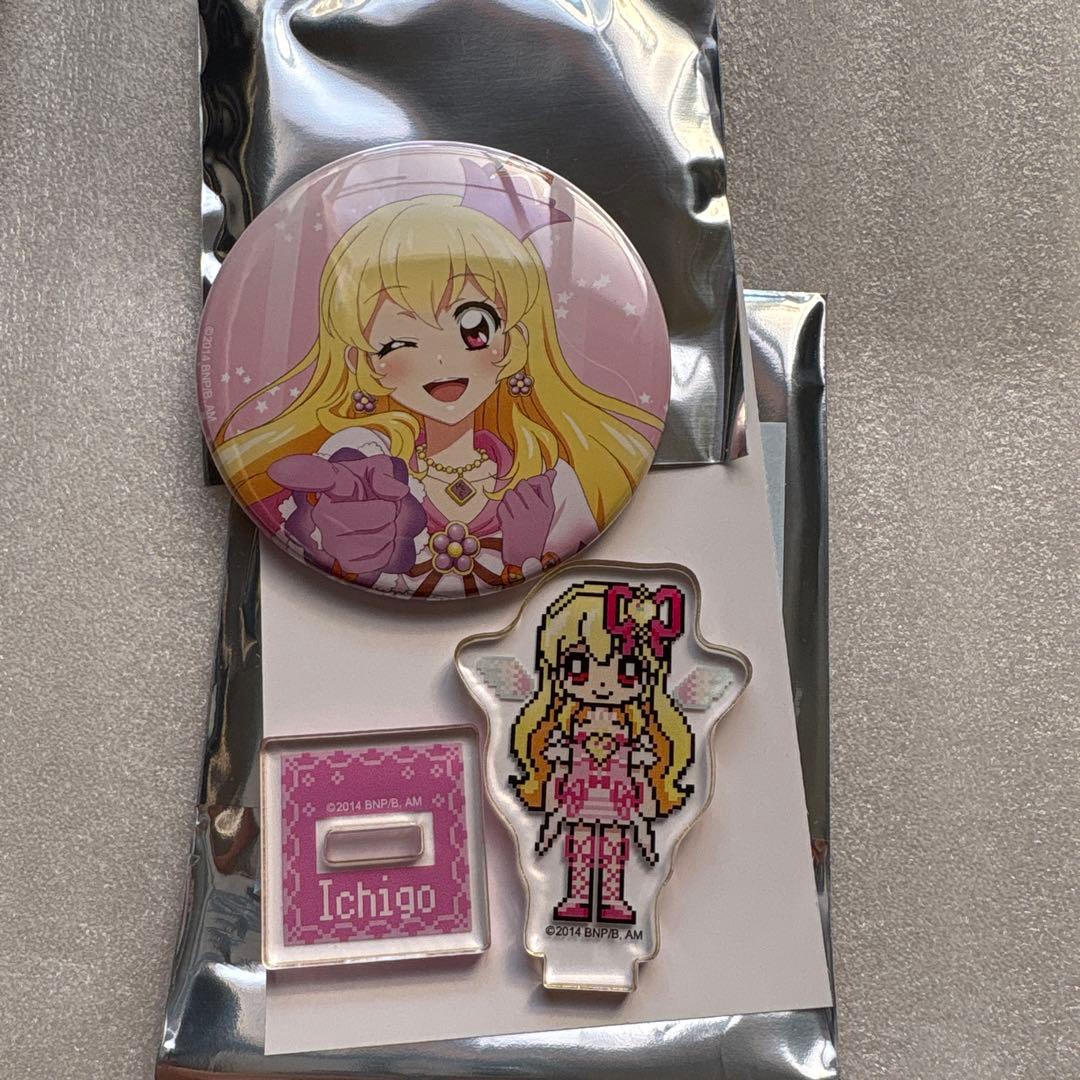 アイカツ いちご ミニアクリルスタンド 缶バッジ - メルカリ