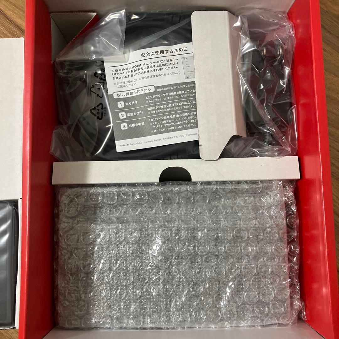 新品未使用⭐︎Nintendo Switch 本体 赤/青 ジョイコン付き