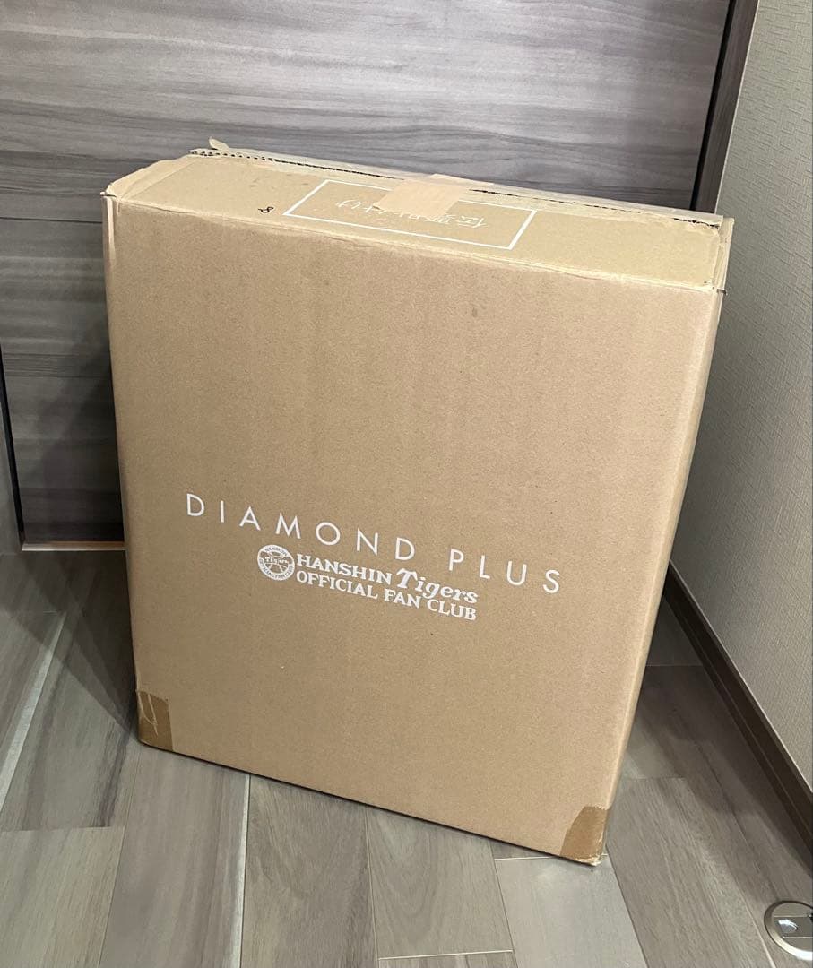 未使用】阪神タイガース キャリーケース(非売品) - メルカリ