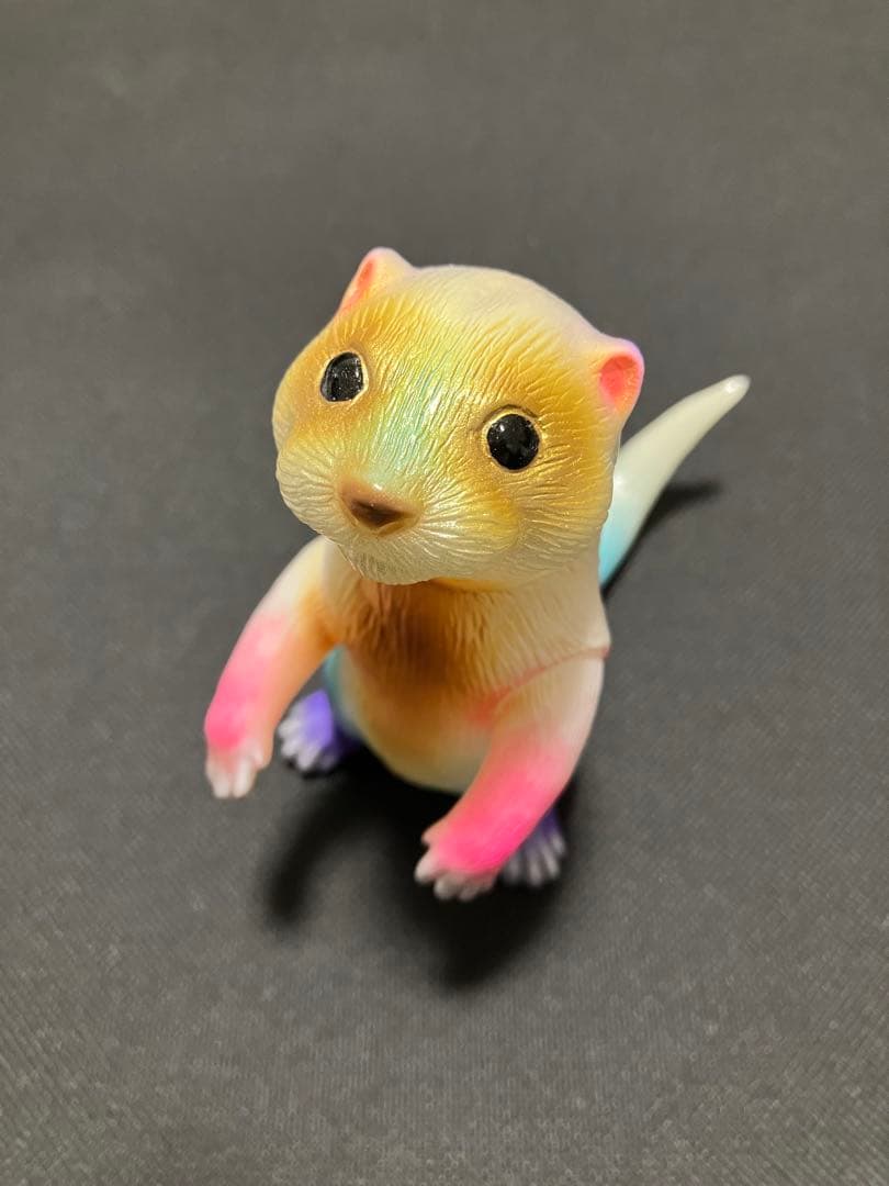 MAXTOY オッタ BLObPUS PAINT 蓄光成型　ソフビ　ブロッパス