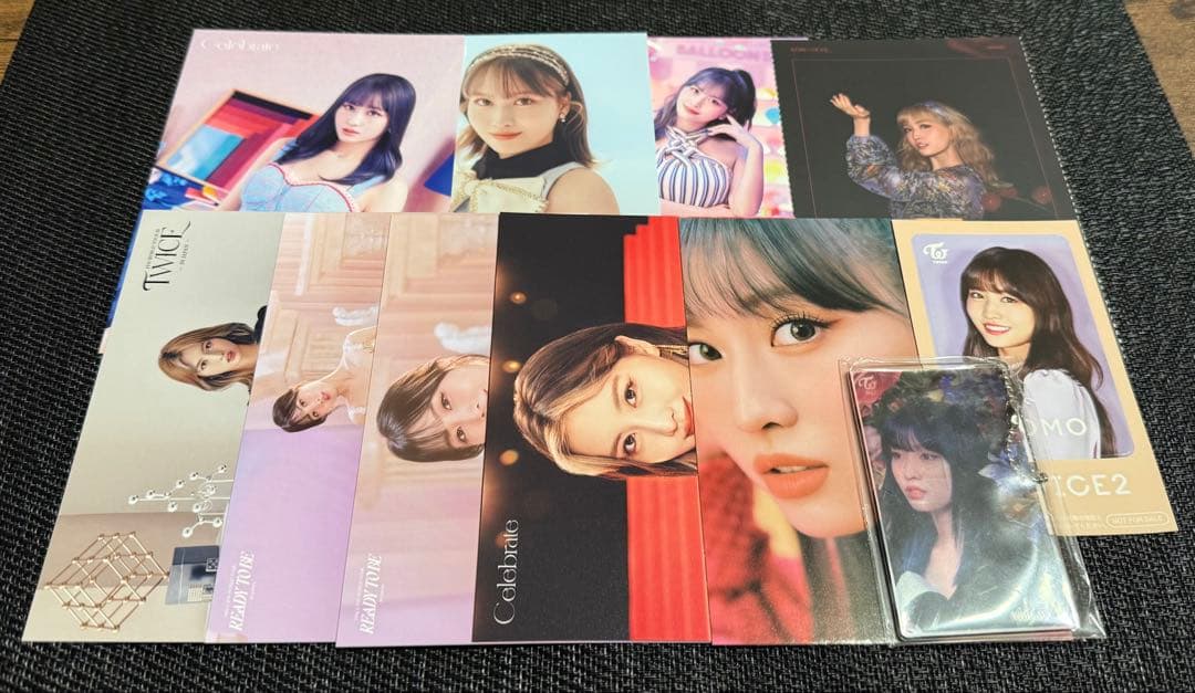 TWICE モモ まとめ売り - メルカリ