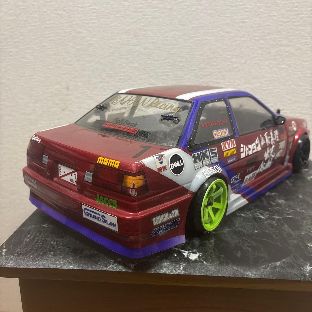 ヨコモ1/10ドリフトラジコン