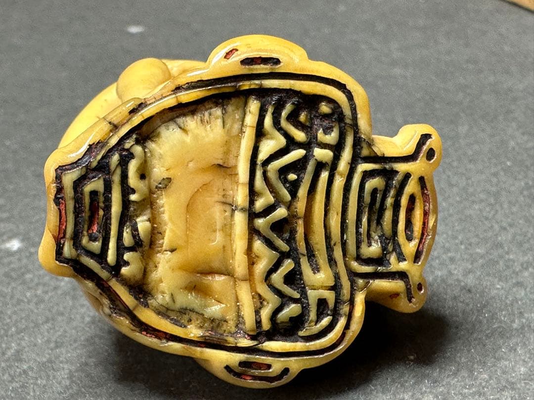 極上 根付 印鑑 天然素材 アンティーク 和彫 置物 骨董 飾り物 古美術品