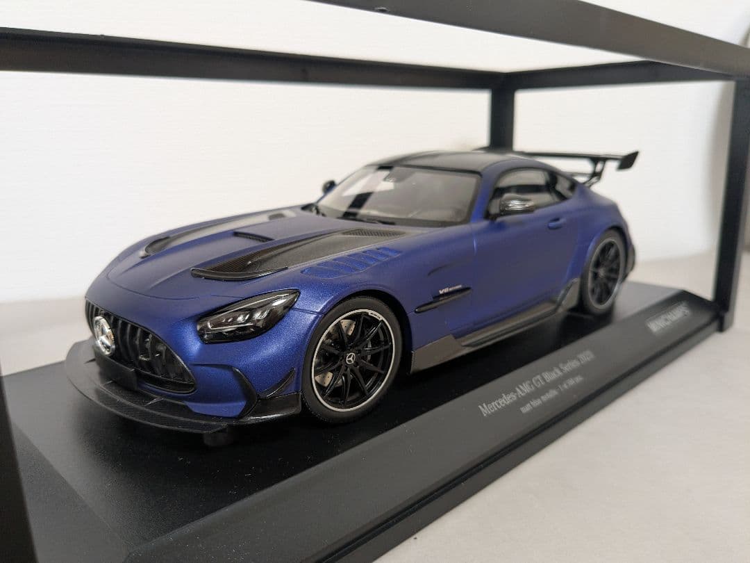 ベンツ　AMG ミニカー　ミニチャンプス　1/18　車　京商　オートアート