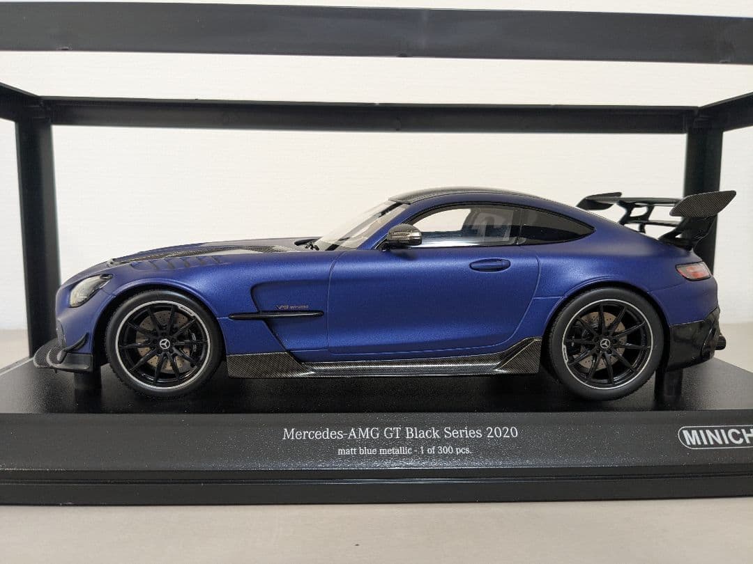 ベンツ　AMG ミニカー　ミニチャンプス　1/18　車　京商　オートアート