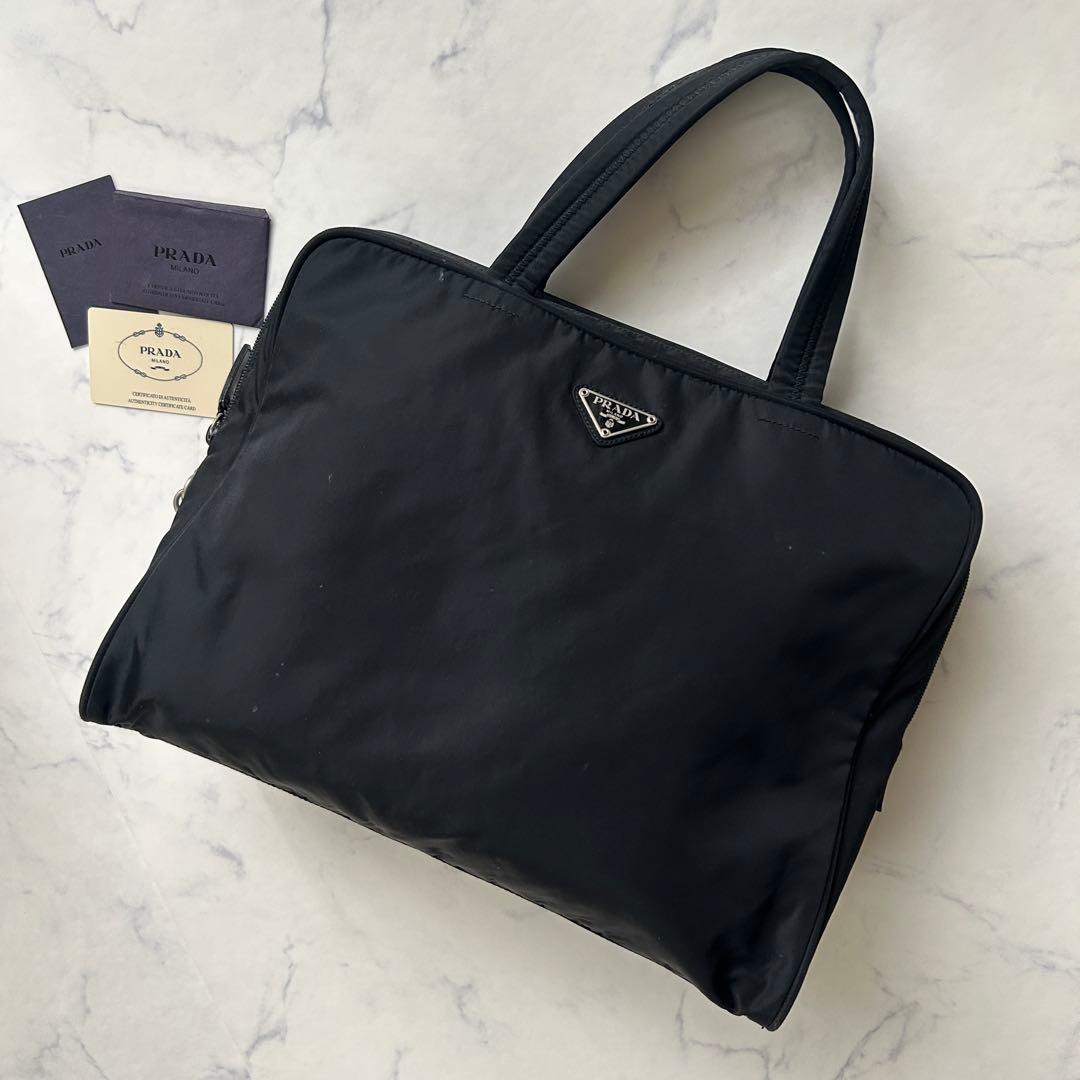 プラダ トートバッグ 三角ロゴ ナイロン ブラック 鍵、ギャランティー付き