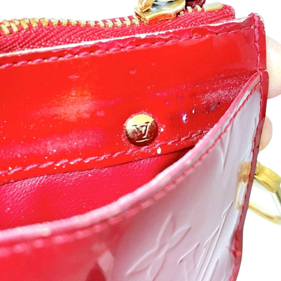 ルイヴィトン ヴェルニ ポシェットクレ ワイン CA3089 キーケース