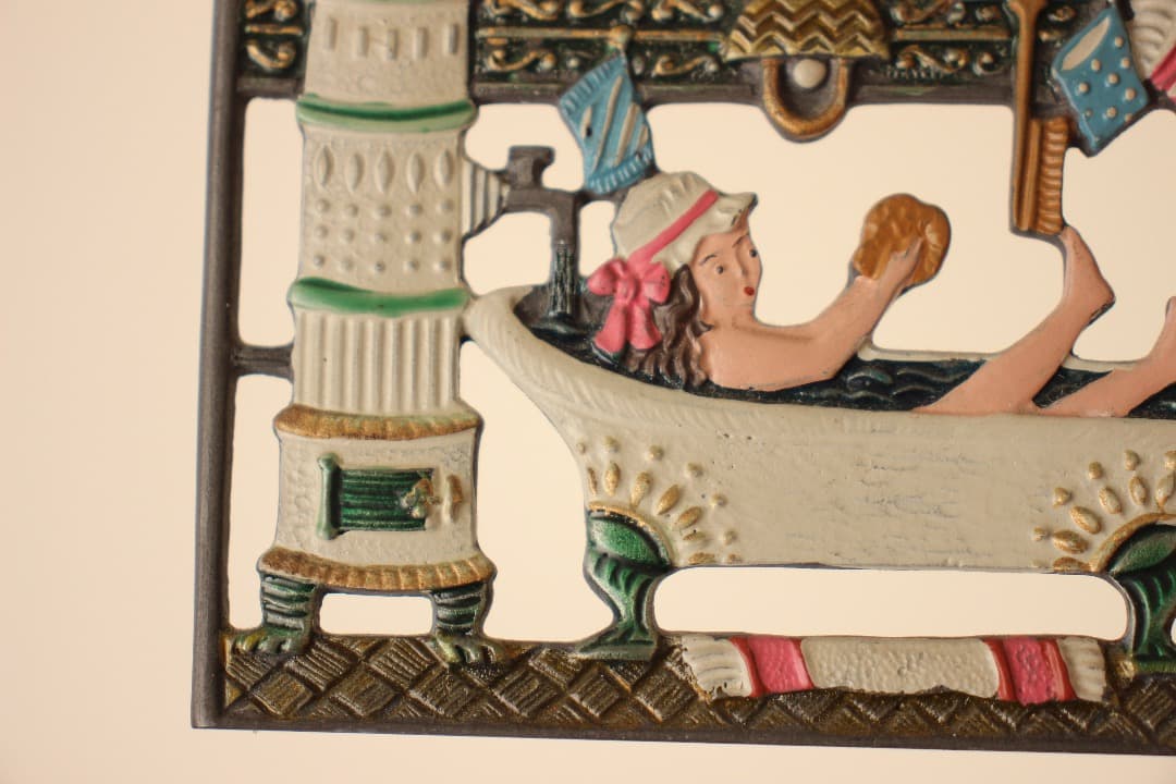 ドイツ キューン工房 錫細工 錫壁飾り オーナメント バスルームレディー