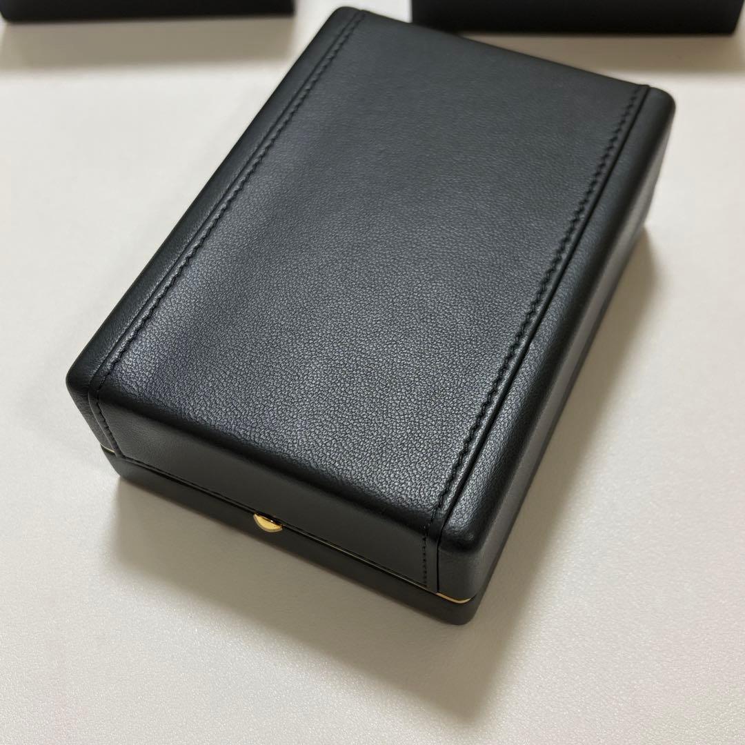 美品 グラフ ピアス ケース 空箱 レザー