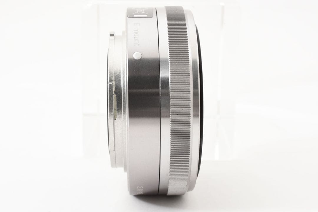 美品☆ SONY パンケーキレンズ E16mm F2.8 SEL16F28 ソニー、20mm F2.8の