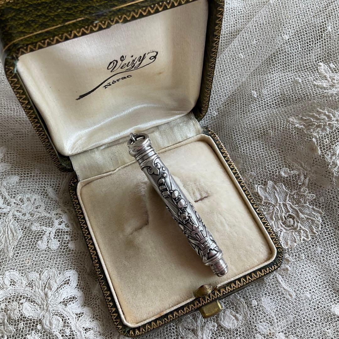 フランス アンティーク シルバー 銀 すずらん ペンダントトップ