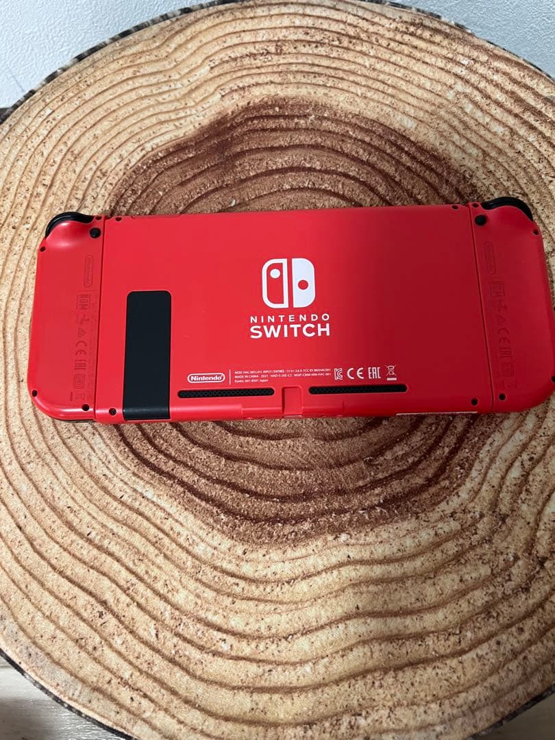 Nintendo Switch ニンテンドースイッチ本体　マリオレッド　箱無し