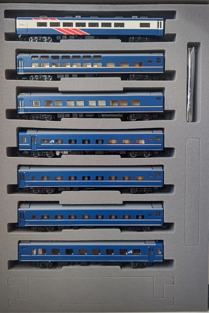 歳末セール‼️新品TOMIX14系15形特急寝台客車あかつき+彗星⑭両セット