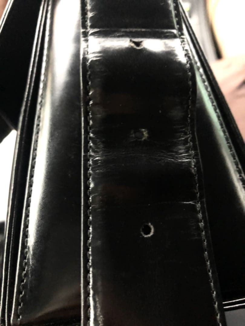 イヴサンローラン ハンドバッグ レザー 美品