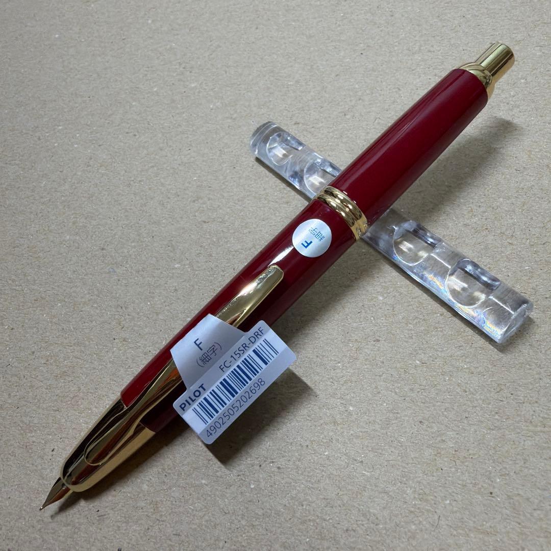 新品 PILOT パイロット Capless キャップレス 万年筆 赤 18k
