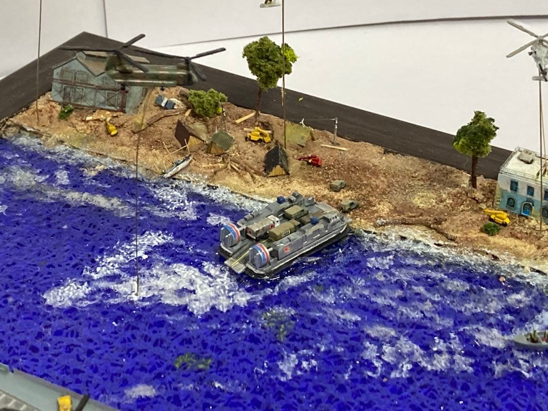 海上自衛隊 ジオラマ完成品 【絆の記憶　災害派遣】 1/700 艦船モデル