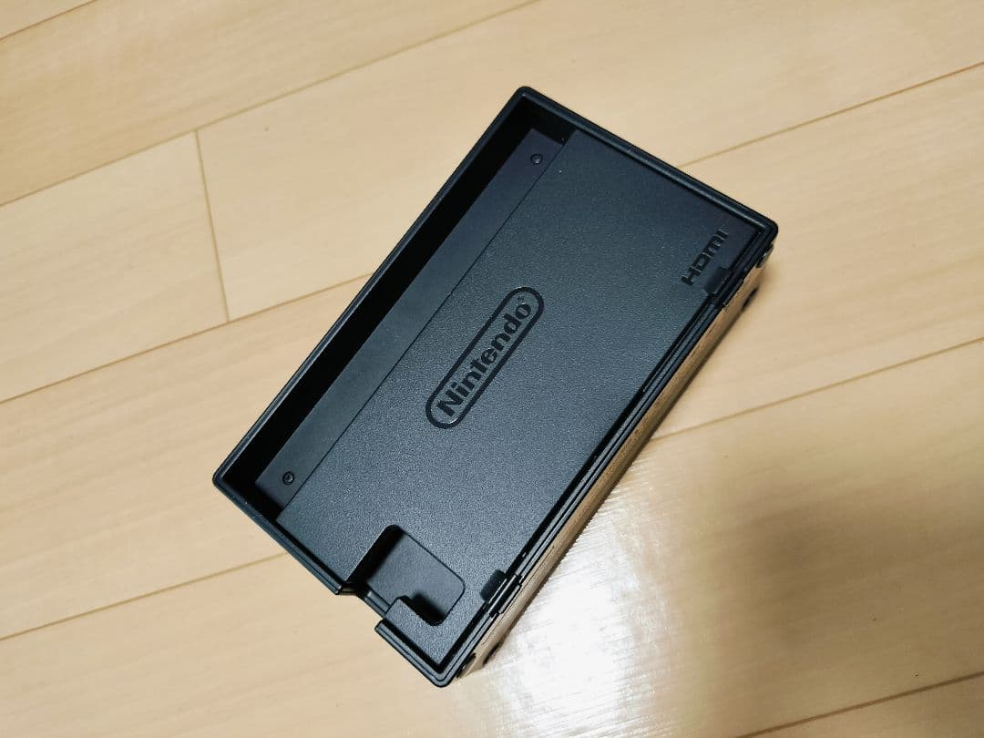 オリエンタルNintendo Switch 本体 ピカチュウイーブイ