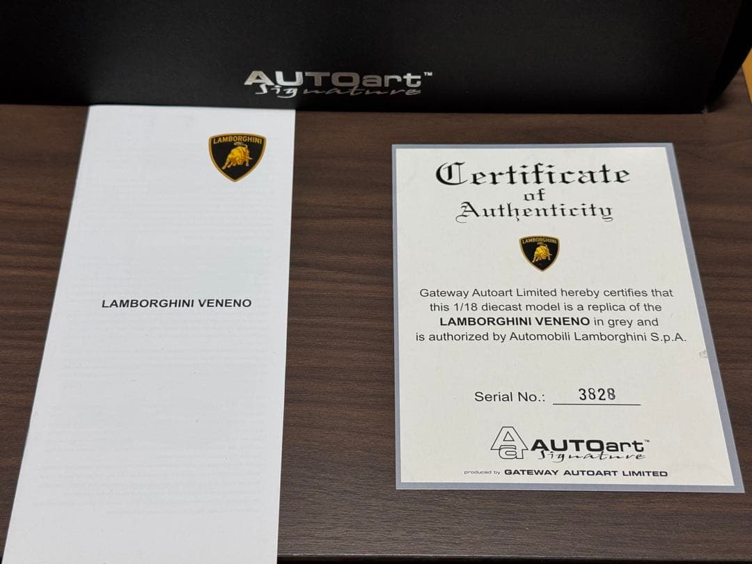 1/18 ランボルギーニ ヴェネーノ　シグネチャーシリーズ 完成品 ミニカー