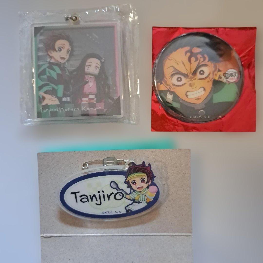 まとめ売り】竈門炭治郎 缶バッジなど 計3点 - メルカリ