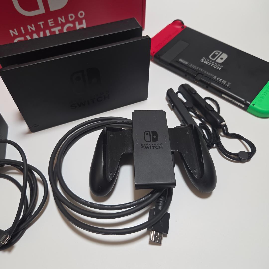 Nintendo Switch 本体 箱付属品完備 ポーチ付
