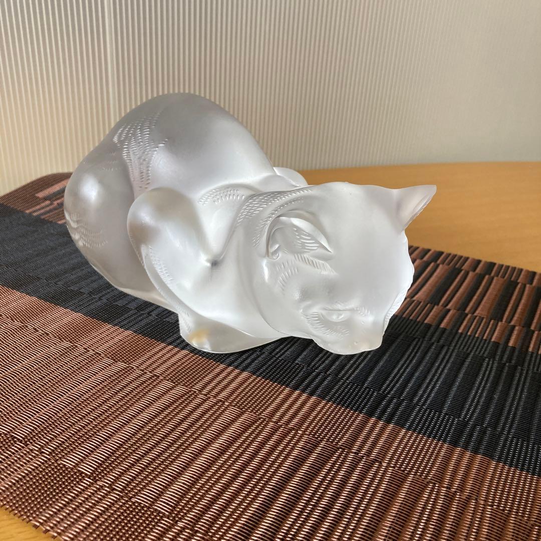 美品 ルネ・ラリック 猫の置物 伏せる猫 - メルカリ
