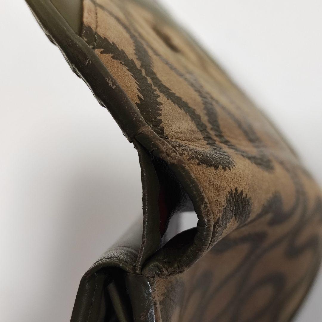 ヴィヴィアン・ウエストウッド　スクイグル柄　　がま口財布　ボーンクラスプ