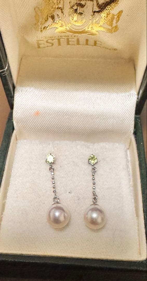 エステール】K18WG アコヤパール ペリドット 揺れる ピアス - メルカリ