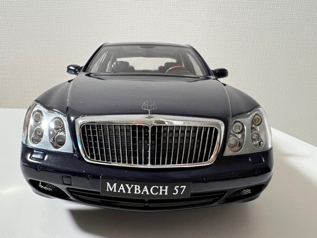 1/18 Autoart マイバッハ 57