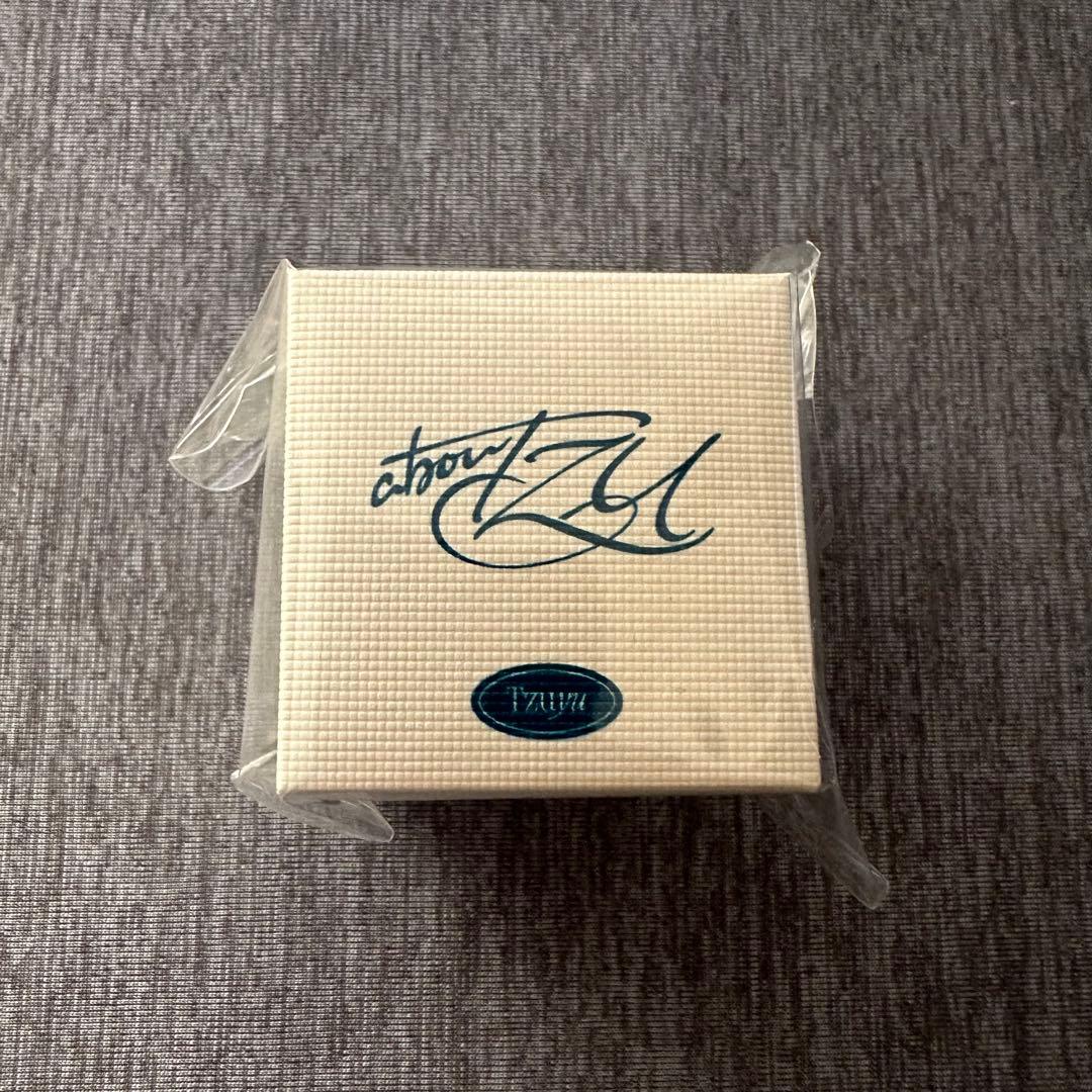 TWICE ツウィ aboutzu logo ring