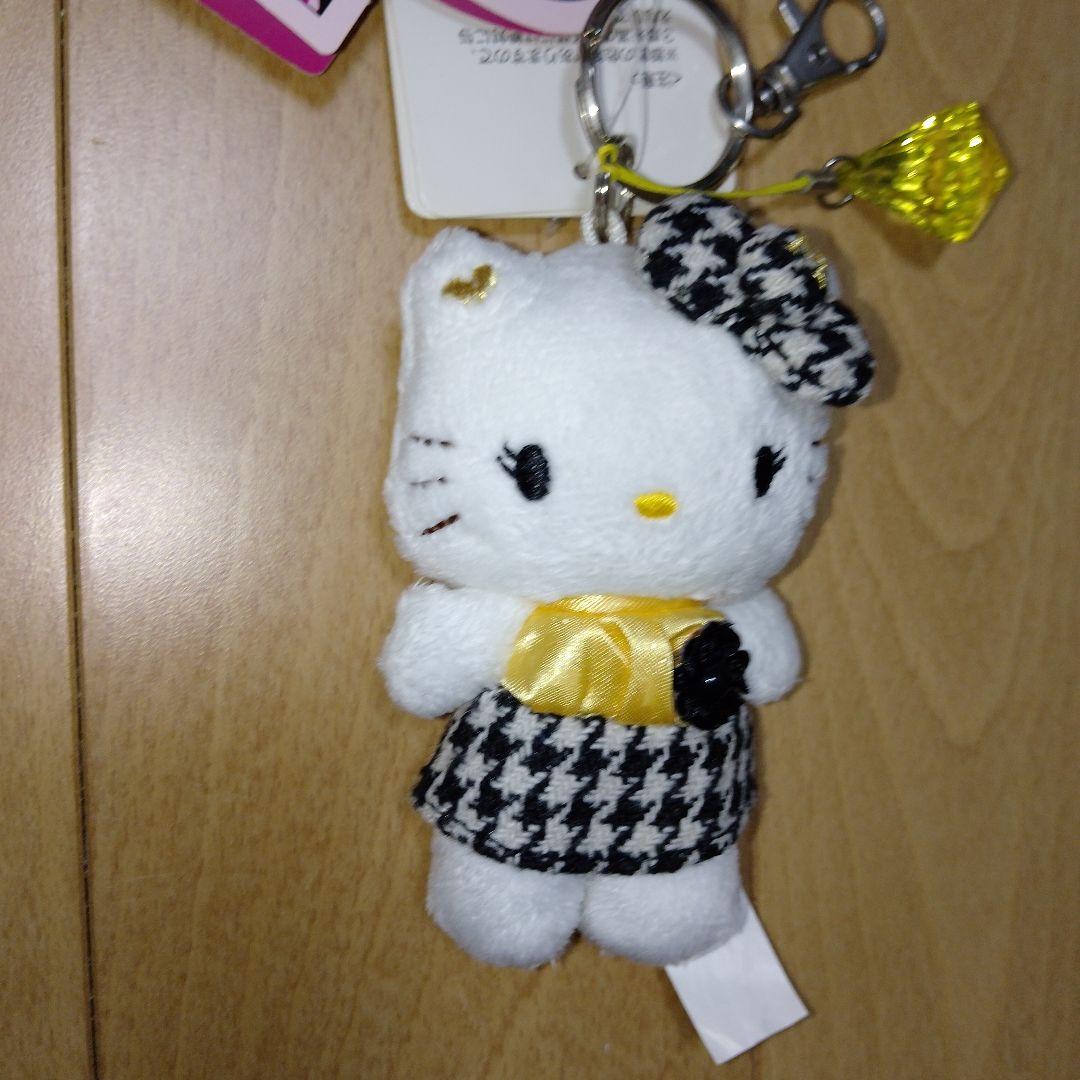 Momoberryキティぬいぐるみ　キティちゃんモモベリーマスコット　平成レトロ