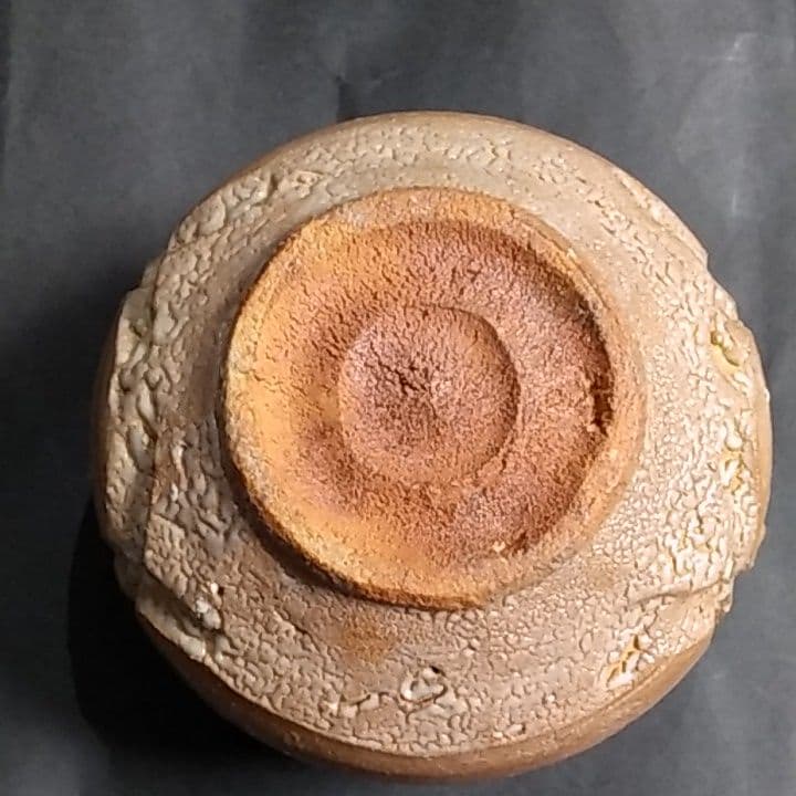 唐津焼　西岡小十　氏作　彫唐津茶碗　唐津焼　合わせ箱付き