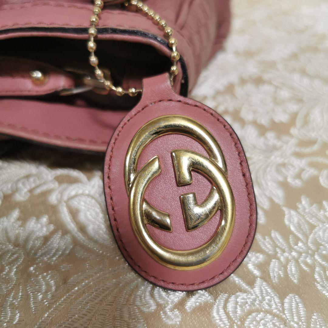 GUCCI ピンクレザーショルダーバッグ