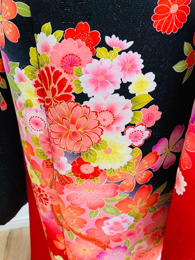振袖 フルセット袷 正絹 銀通し 金駒刺繍 黒地 赤 ピンク 成人式 結婚