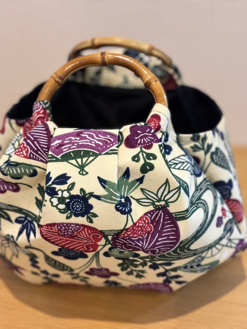 和装バック着物バック琉球紅型・琉球柄・流水柄（白）入学卒業結婚七五三振袖お宮参り