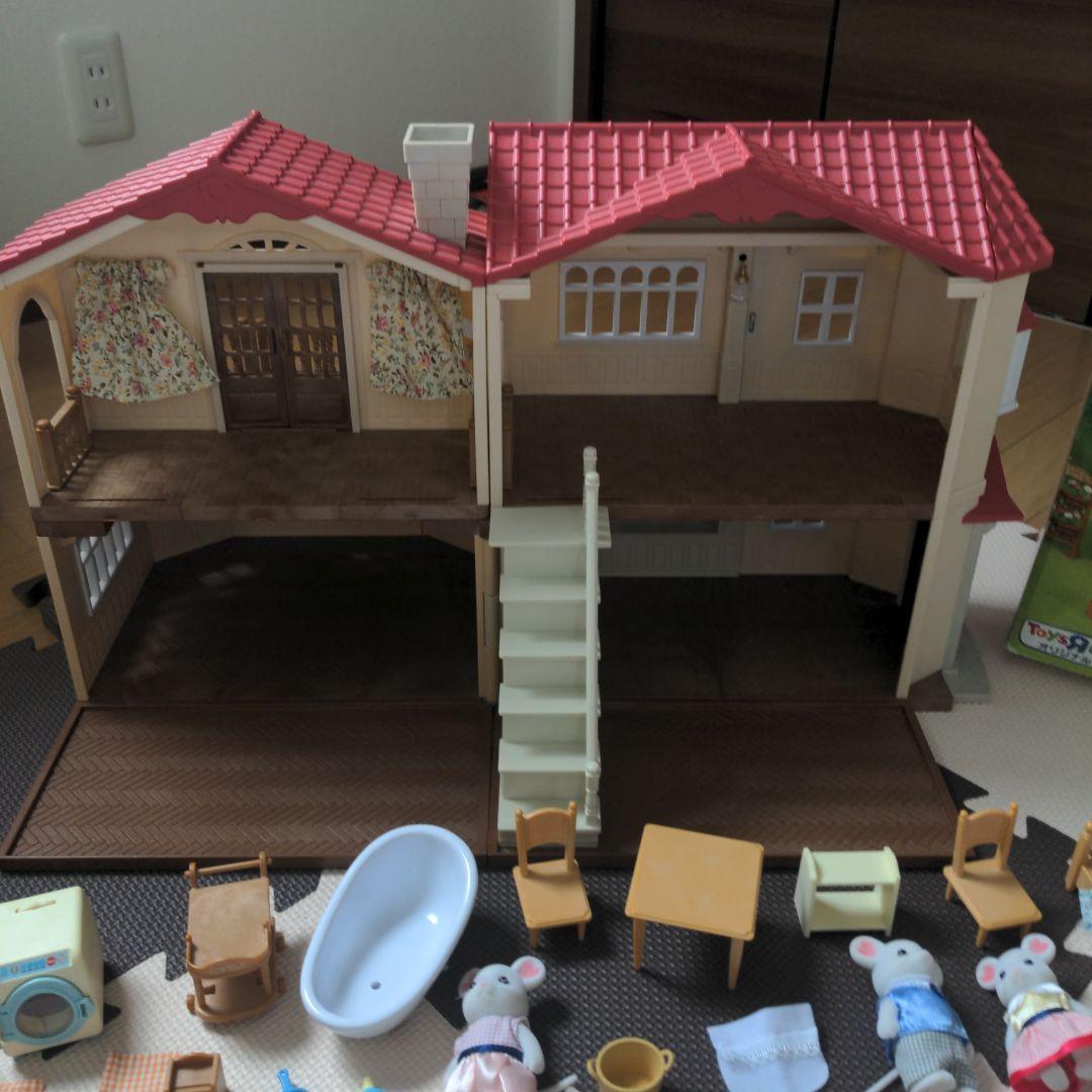 シルバニアファミリー　赤い屋根の大きなお家ギフトセット