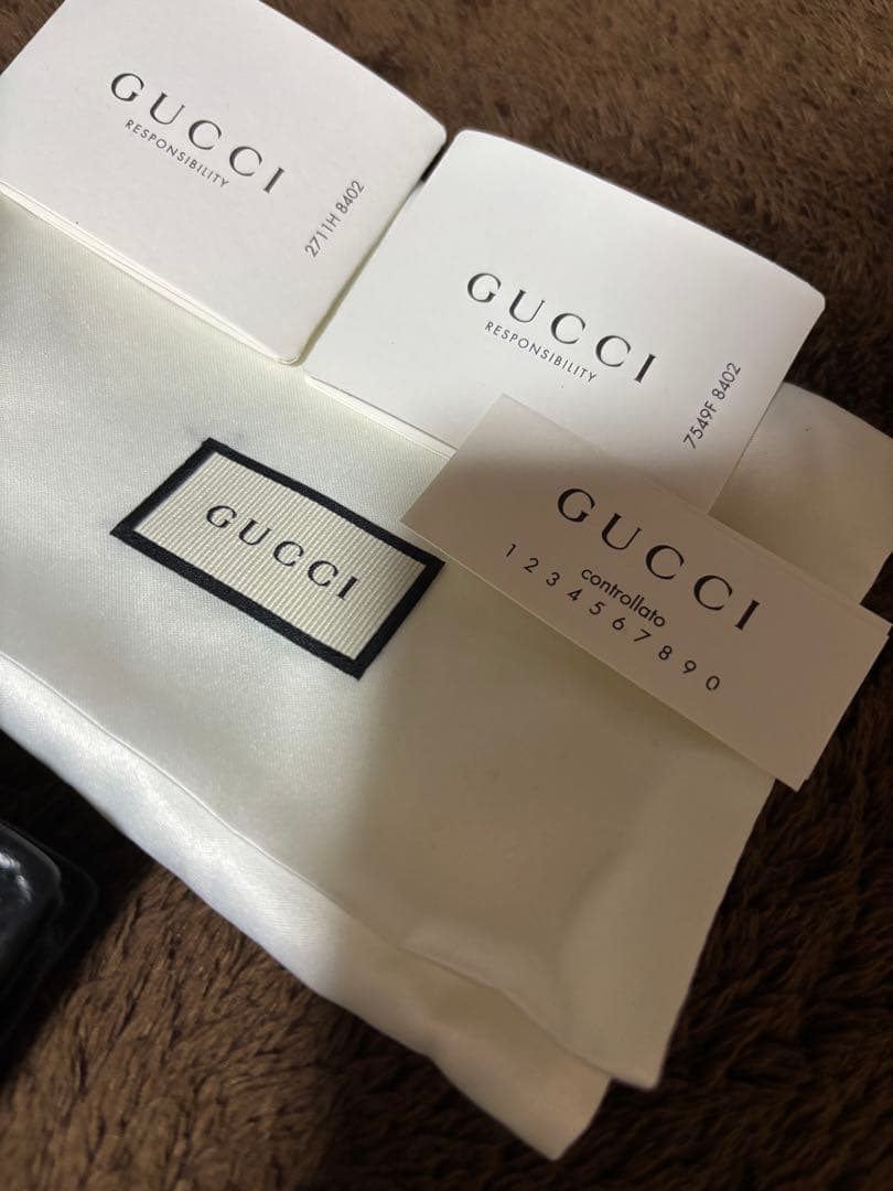 GUCCIマーモント　折りたたみ財布　ブラック