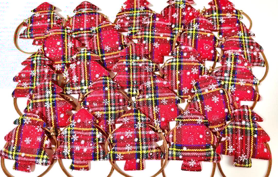 業務用トリミングチョーカー+背景布 クリスマスツリー ペットサロン 雪 犬