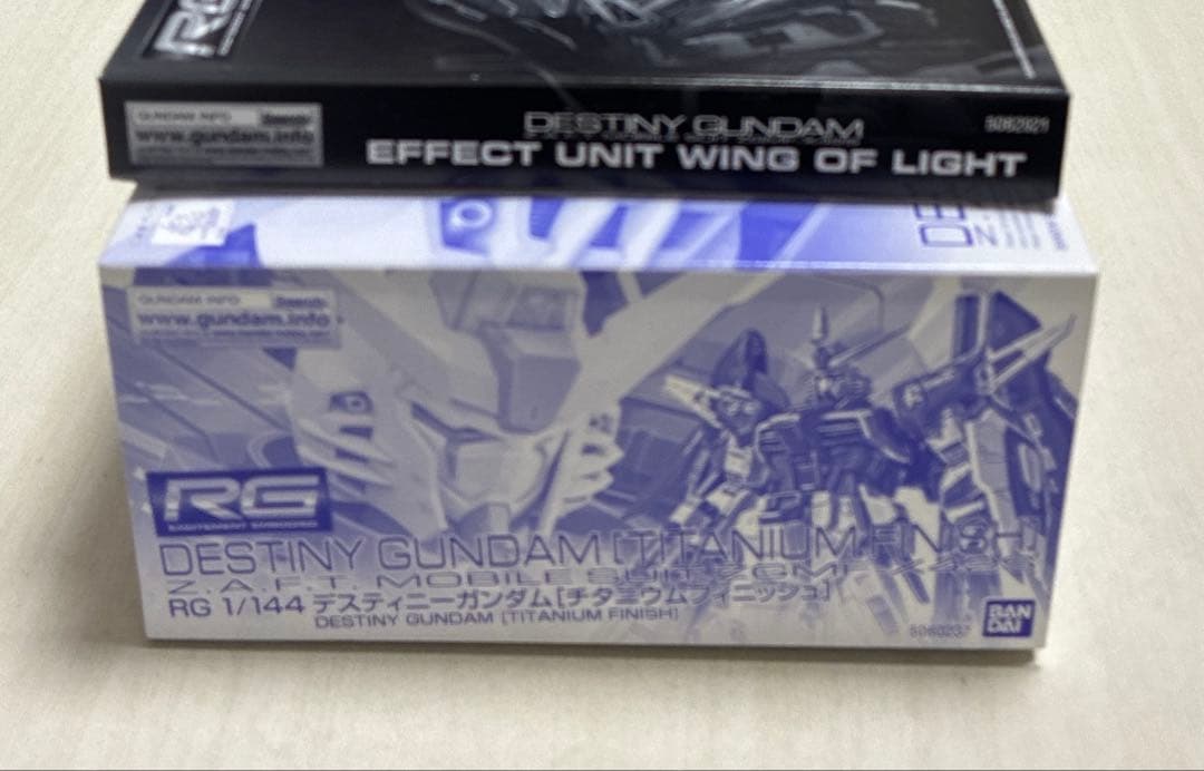 RG デスティニーガンダム チタニウムフィニッシュ セット