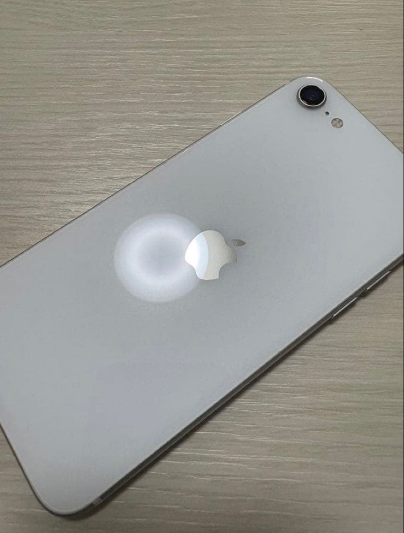 Apple iPhone SE 第2世代 ホワイト