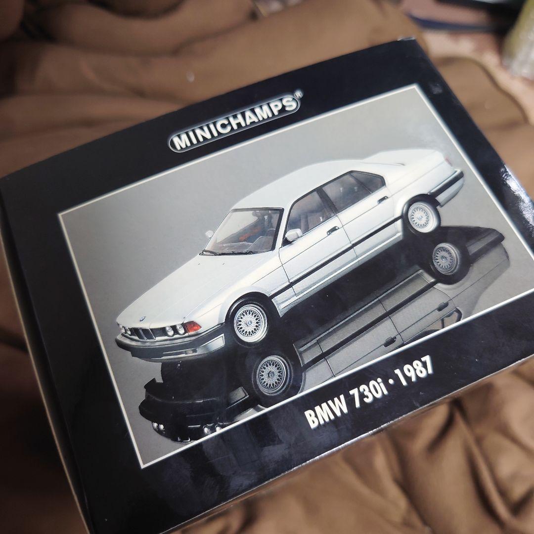 ミニチャンプス☆美品BMW730i・1987☆シルバー1/18ミニカー送料無料