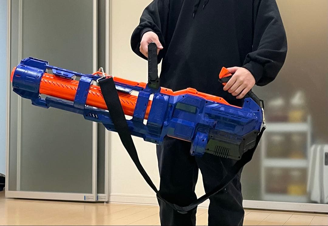 美品　Nerf Elite タイタン　CS50 球50付き Nerf Elite Titan CS-50: Fully Motorized Toy Blaster with 50 Dart